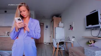 amazing_roxana chaturbate Busty young lady removes her panties