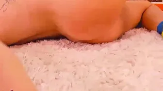 ziafox chaturbate Flawless babe happily kneads huge tits