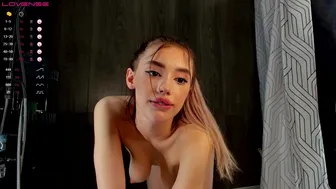 angella_kleee chaturbate Big breasted slut fucks shaved cunt