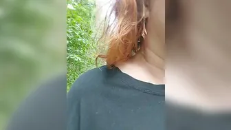 milli1983 Nude chick caresses shaved holes