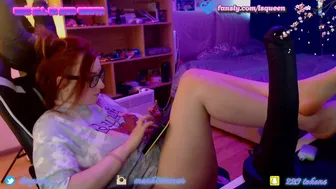 lsqueen wet between your legs