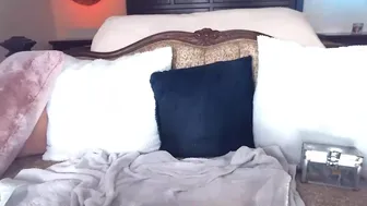 jennyblighe Desired nurse sucks penis