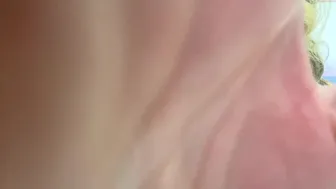 kateskurves Depraved beauty masturbates pussy