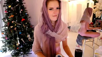 gingermfc Shy babe jerks off her pussy