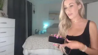 queen_bambii webcam show form July-21-2022