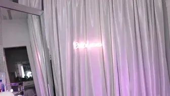 cubbixoxo Attractive shlendra is content with a rubber dick