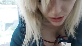 KateCandy Busty chick shows off her charms