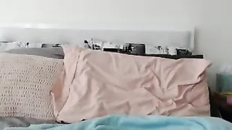 daenerysdoll bitch erotic licked in the bathroom