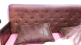 hottashleystar Busty chick shows off her charms