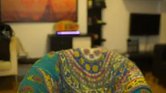 melodymate Courtesan takes off her tights-showing charms