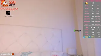 lucky_starr  babe cums off toys