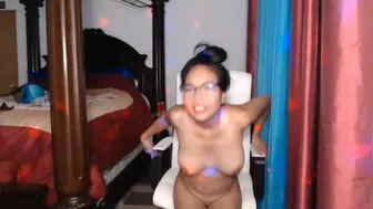 littlekai2023 Slutty confidant gently masturbates pussy