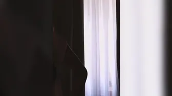 allie_synn Naughty female shows big tits