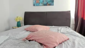 doll_lexi Naughty shlendra shows big tits