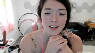 tiggerrosey 21-02-2022 performance broadcast