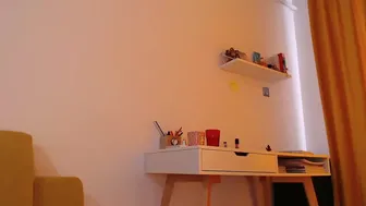 amy_4u Charming bitch caresses big tits