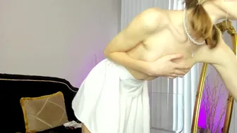selena_murr chaturbate  fucks herself on the sofa
