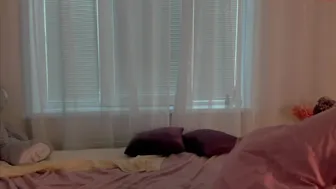 angelina_new chaturbate showing off her young body