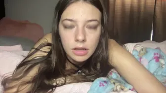 sugarsquirtt chaturbate Ardent bitch poses in fries