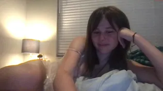 stonedsexdoll chaturbate Juicy bitch caresses the clitoris