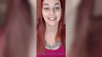 Barkformentalhealth onlyfans dark skinned lady gently jerks her pussy