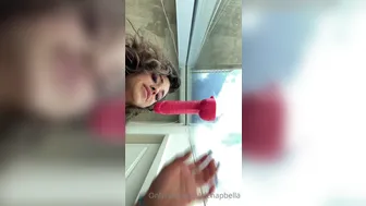 Bella aka bansheebel onlyfans  fingering her pussy