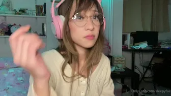 sleepyfae onlyfans naughty trash hard fingering both holes