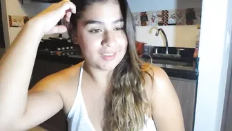 sabrina_rosse Attractive curvy caresses shaved cunt