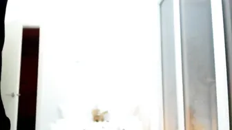 bubbletea Luxurious blonde passionately pulls pussy