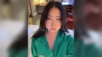 Bree Wales Covington aka ms_meancreature aka Msbwc onlyfans mad passion gently caresses her pussy