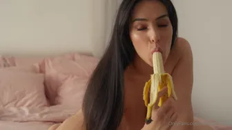 Leah Wilde aka leahgoeswilde onlyfans porn webcam july-21-2022