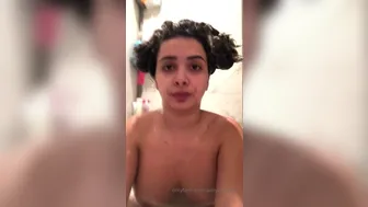 Aaliyah Hadid aka aaliyahhadid onlyfans  playing with a vibrator