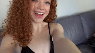 Zoe aka canbebought onlyfans cool bitch having fun in privatika