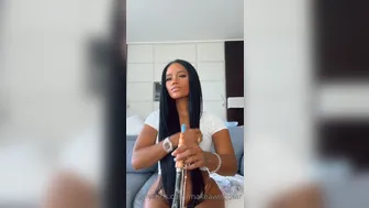 Emily Willis aka emilywillisxxx onlyfans  busty model