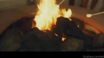 Bella Thorne aka bellathorne onlyfans extravagant babe blissfully bangs holes