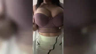 Ashley Carolina aka ashleycarolina onlyfans a bitch eating a banana