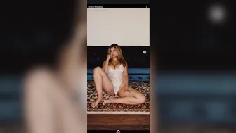 Emira Kowalska aka emirafoods onlyfans  cheeky chick