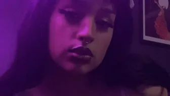 stwaberryswing onlyfans busty chick talks in french