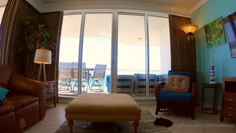 itskhloeexoxo sexy hottie fucks both holes