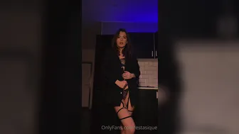 Estasique onlyfans  mature and skillful