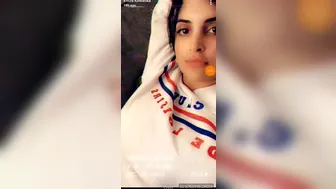 Emira Kowalska aka emirafoods onlyfans 23 march 2022 latest webcam