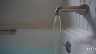 Dani Daniels aka akadanidaniels onlyfans  caresses gorgeous ass