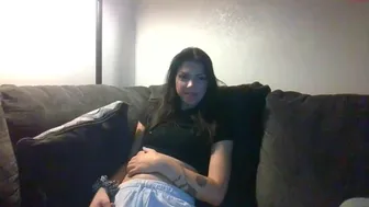shaymommy chaturbate lustful mare rides a dildo