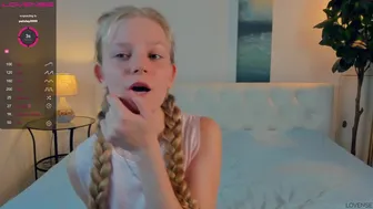 summergrime chaturbate gorgeous blonde with a beautiful figure erotically dancing naked