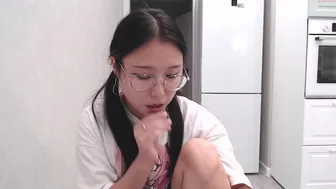 adawong13 chaturbate charming blonde near the pool