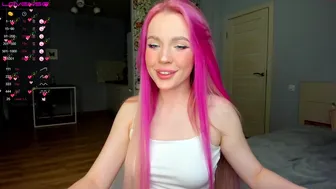bon_bon0 chaturbate redhead female caresses big tits