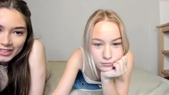 two_besti chaturbate elegant chika massages juicy vagina