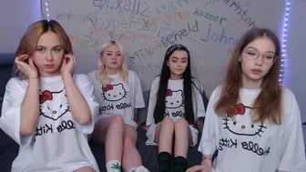 _reverse_gang_ chaturbate incendiary babe dabbles with a vibrator