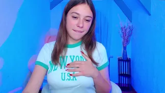 littlee_kit1y chaturbate  caresses his magnificent body