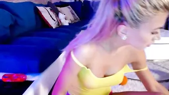 VivianisHere Lustful bitch is planting dildo in her pussy